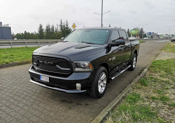 dodge ram kępice Dodge RAM cena 169900 przebieg: 142085, rok produkcji 2018 z Kępice